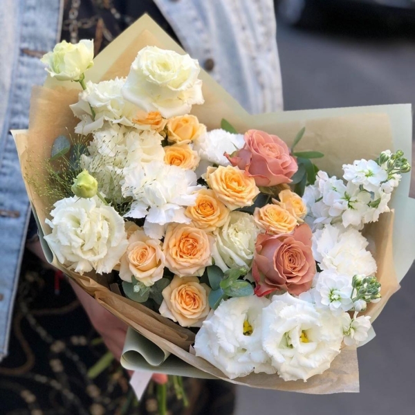 Buchet din flori mixate